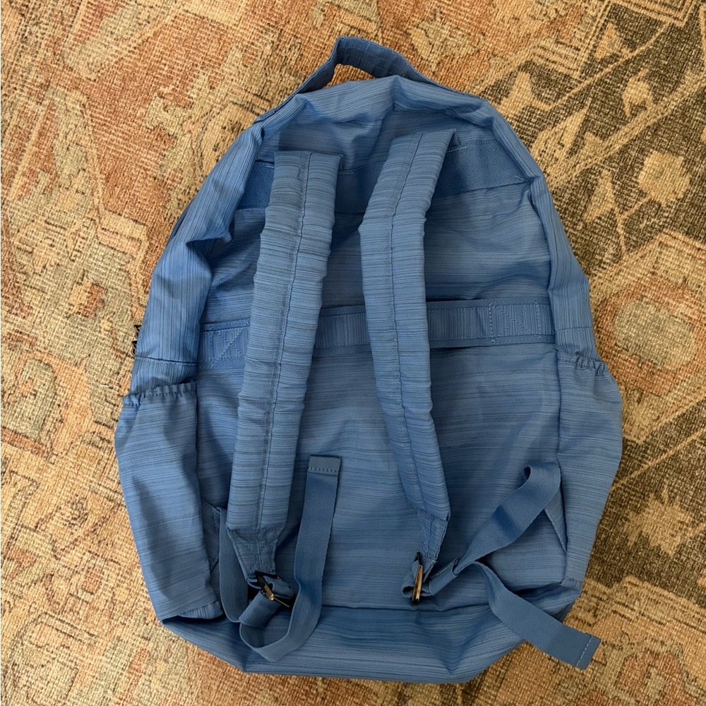 LUG Puddle Jumper SE Packable Backpack - Brushed Blue NWT Brand New - Picture 8 of 14